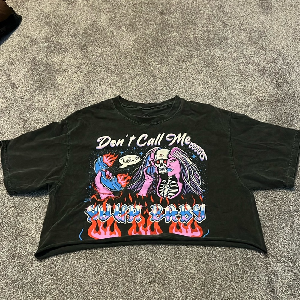 Graphic Crop Top